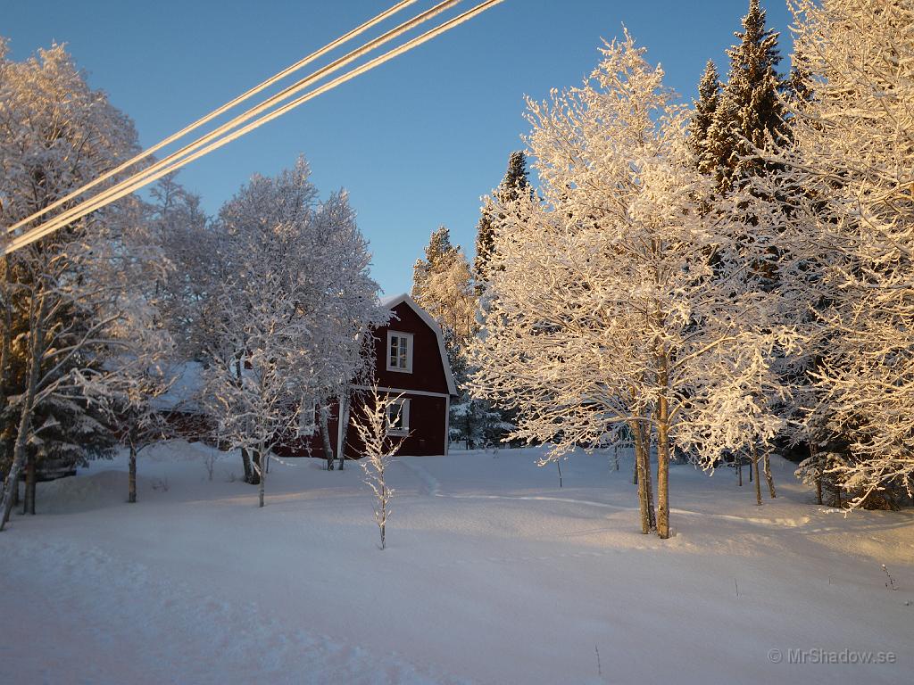 IMGP0256.JPG - Provar här en lite annan vinkel, Tyvärr har det redan blivit skugga på Slåttet