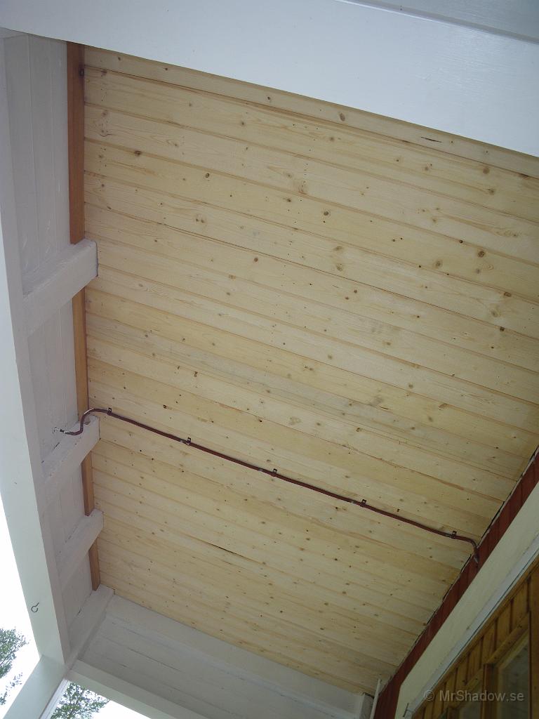 IMGP1017.JPG - En lite annan vinkel på "uppsikten". Några lister återstår, men inte förren det har grundmålats en gång.