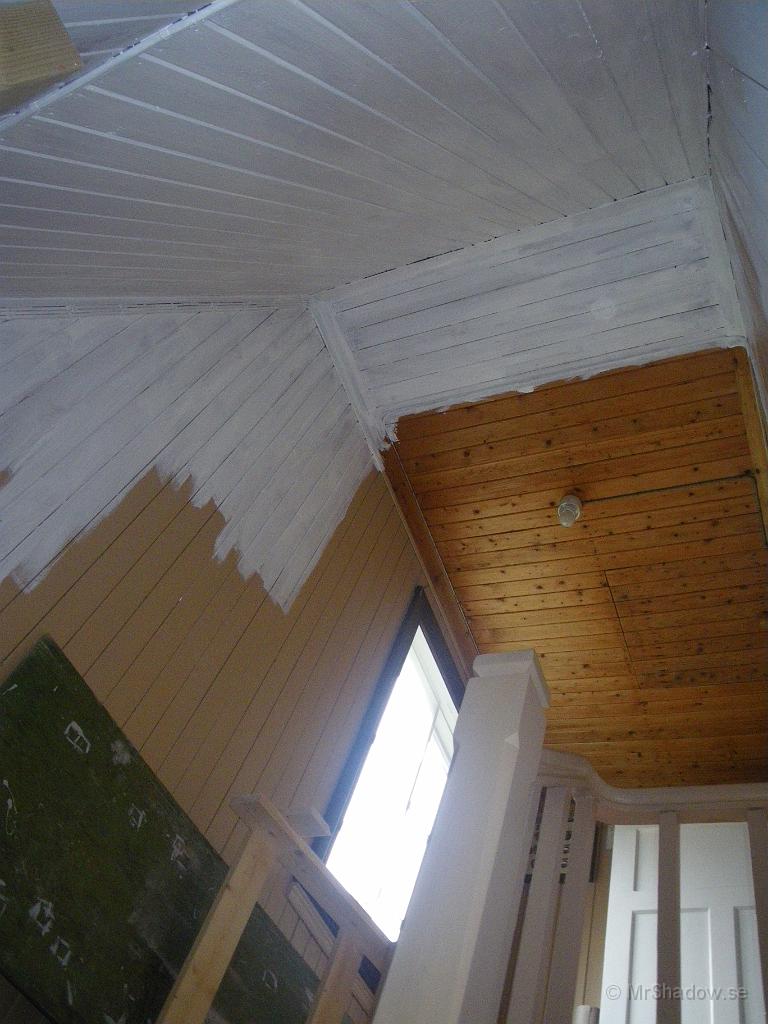 IMGP1412.jpg - Snett nerifrån blir det en lite annorlunda utsikt. Ungefär som att man kröp uppför trappen ;-)
