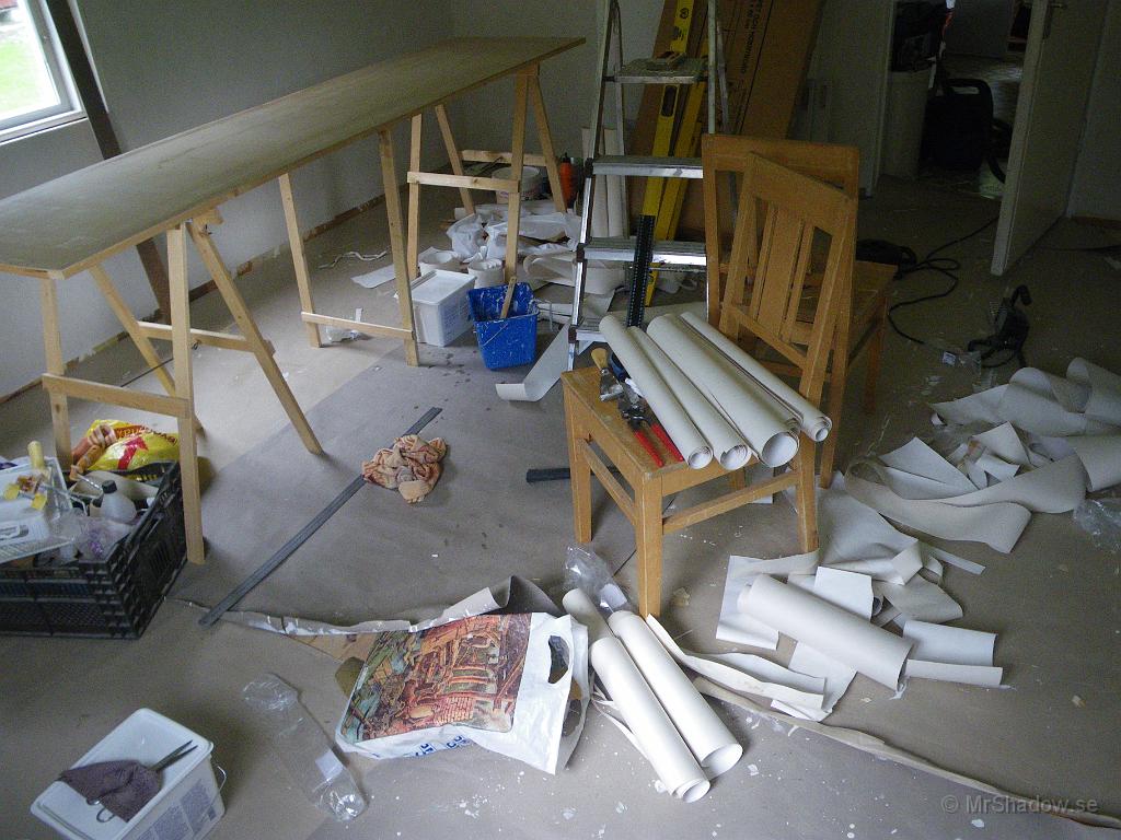 IMGP1542.JPG - Hade ingen sopsäck framme...  Så allt skräp landade på golvet.
