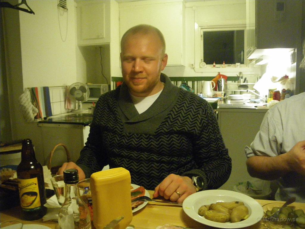 IMGP2463.JPG - Där är en som njuter av fulla drag.