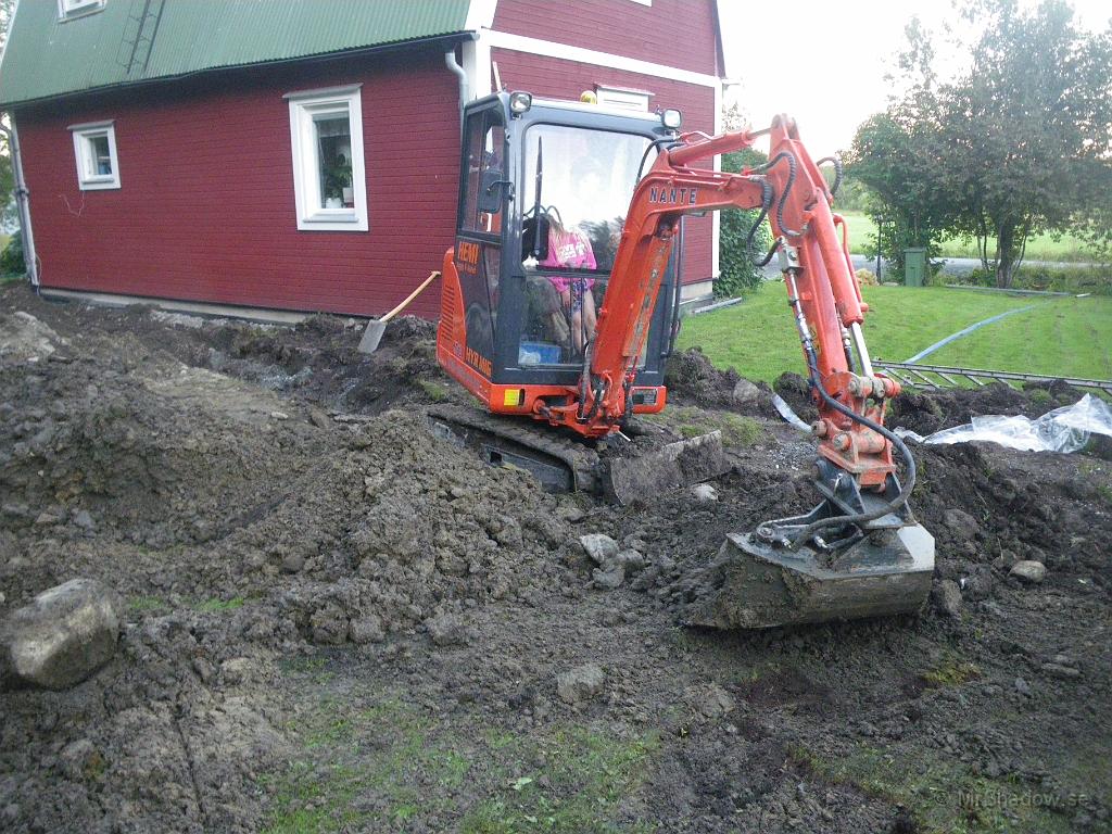 IMGP4079.JPG - Han var bra på att få med sig nästan all massa från gräsmattan.