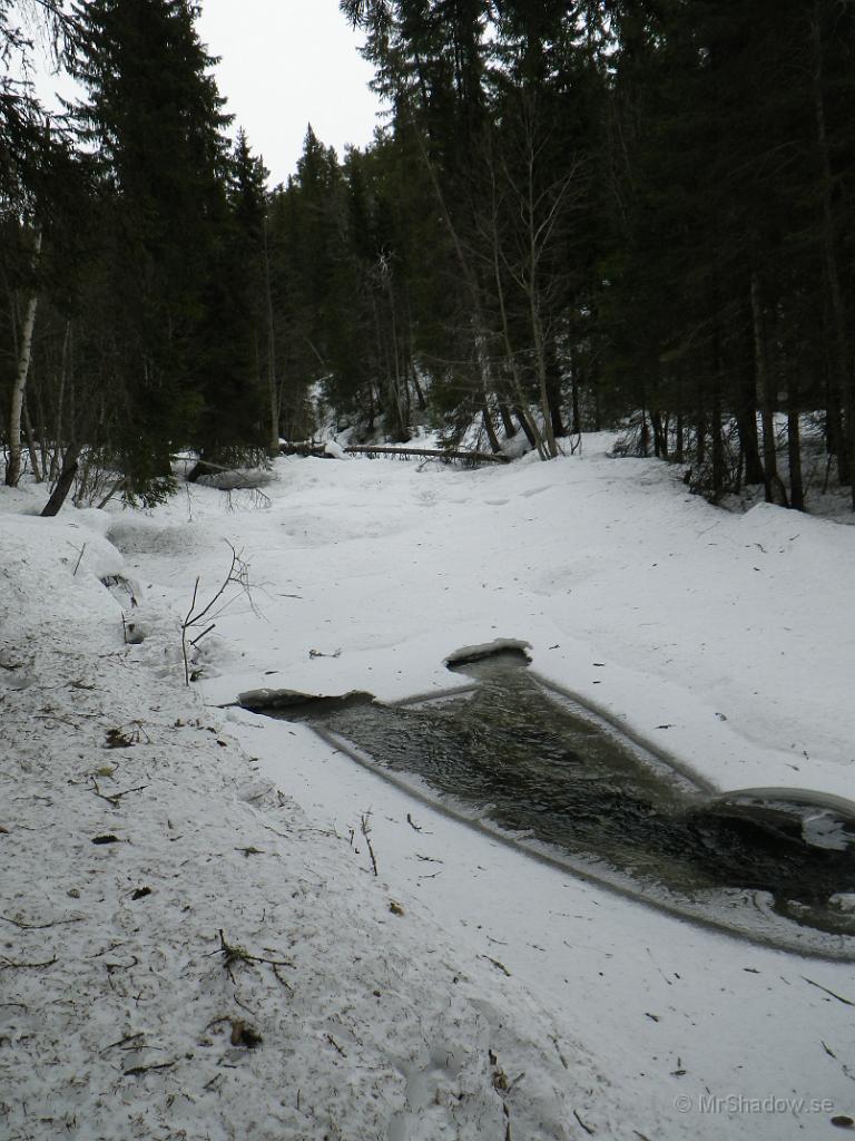 IMGP0500.JPG - 2012-03-14  Nu börjar det på att vara lite flöde i Åringsån