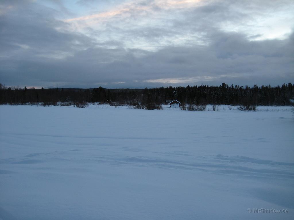 IX70_0221.JPG - Skymning och ändå är klockan bara 14:17