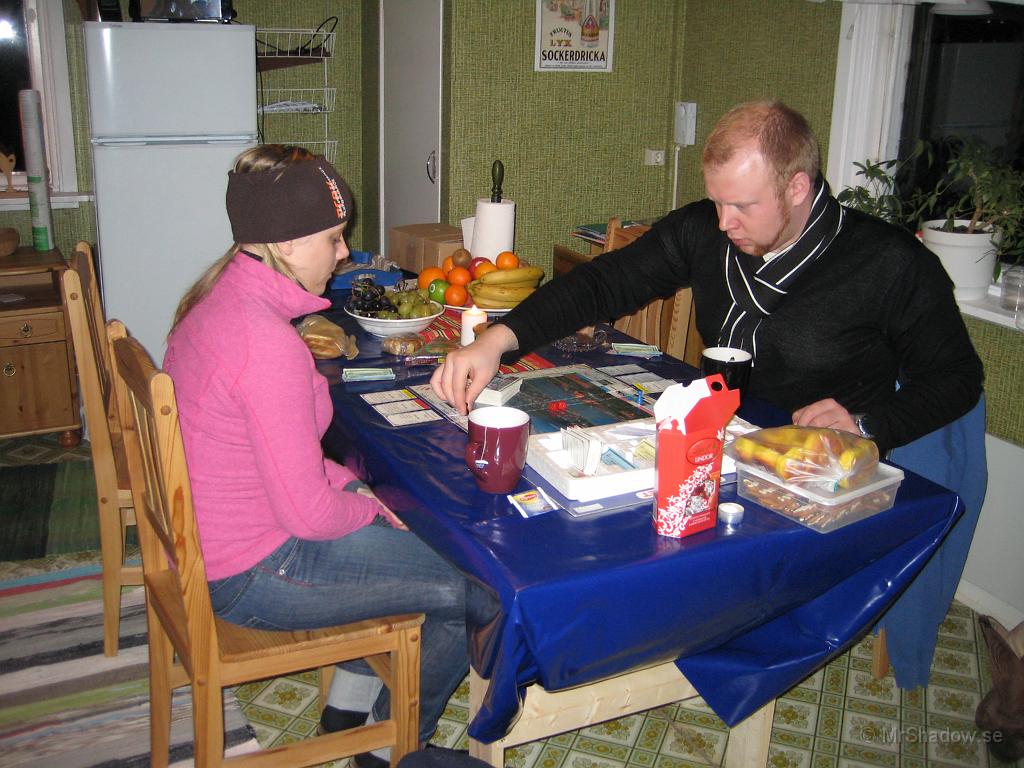 IX70_0317.JPG - JuldagskvällLite spel innan det är sängdax