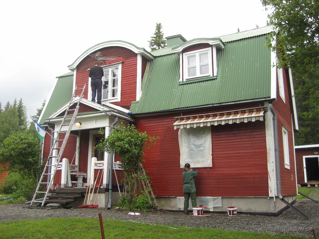 IX70_1283.JPG - Varv två med färg på söderväggen, nedre plan är också på gång