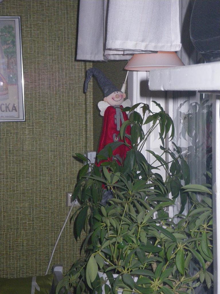 IMGP0040.jpg - Gillar den där tomten, han gör en så glad.